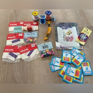 STITCH & SEND NEEDLEPOINT CARD, SHARPS, NEEDLES, THREAD MIXED LOT